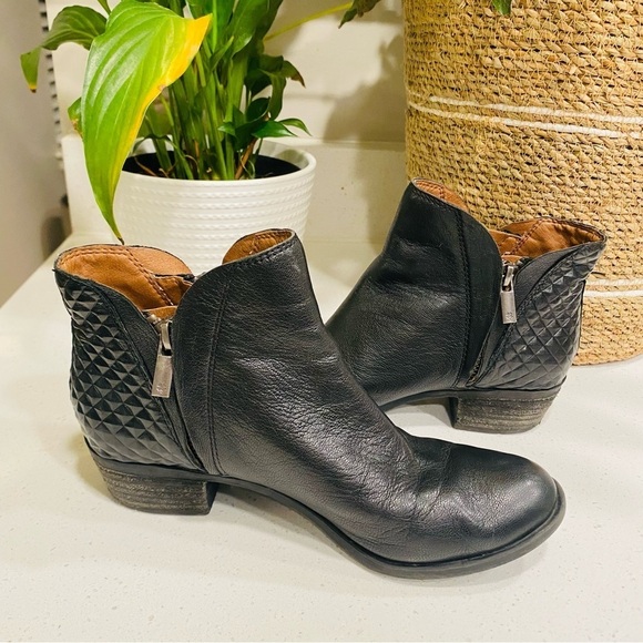 Lucky Brand Brenono Black Leather Ankle Bootie Women’s 6 — Moto Biker Style Zip - Picture 8 of 8